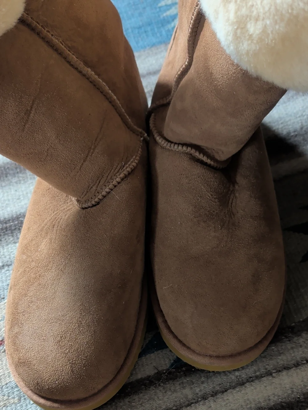 Women’s Cozy Brown Shearling-Lined Winter Boots